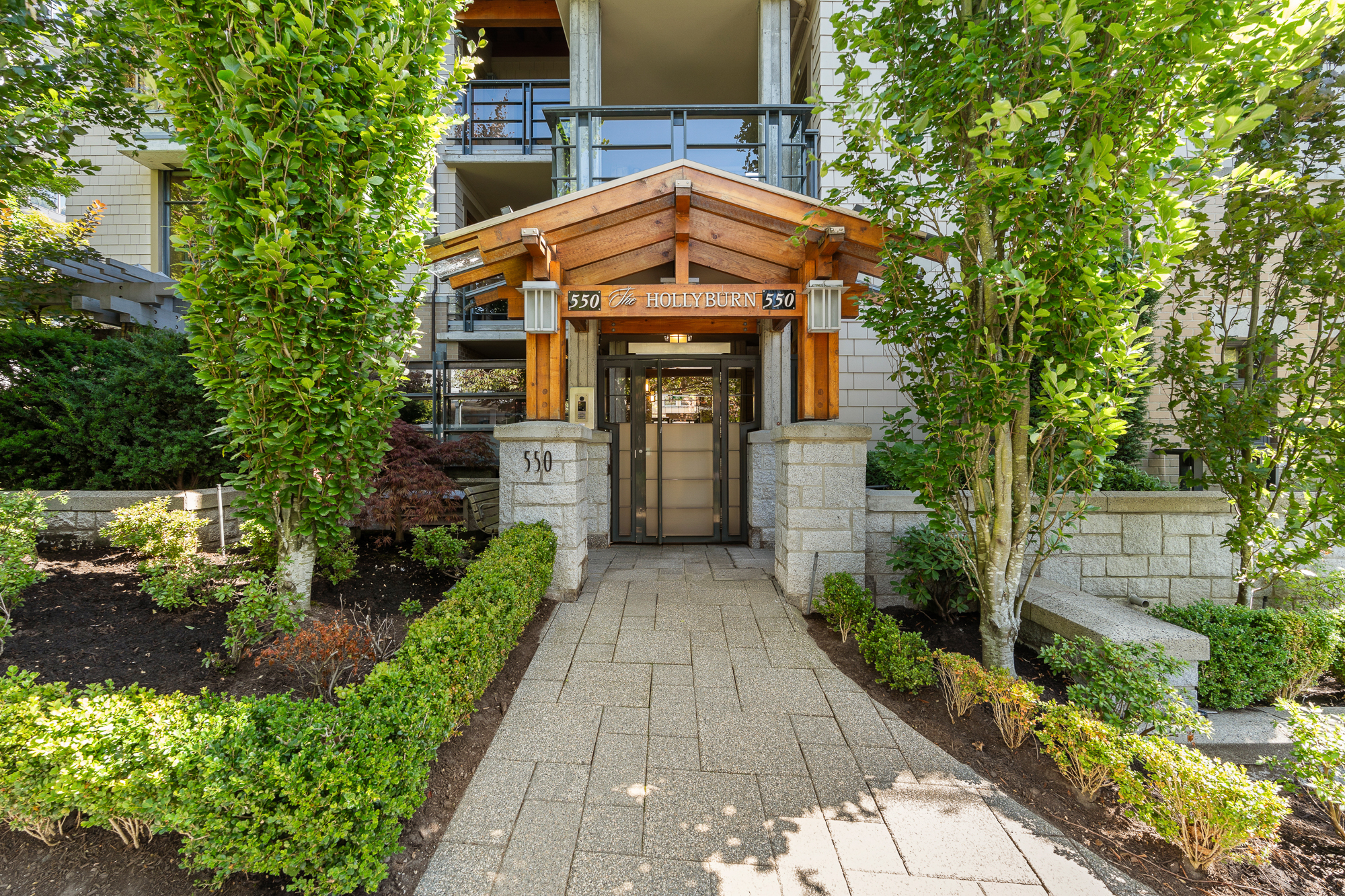 #201 - 550 17th Street